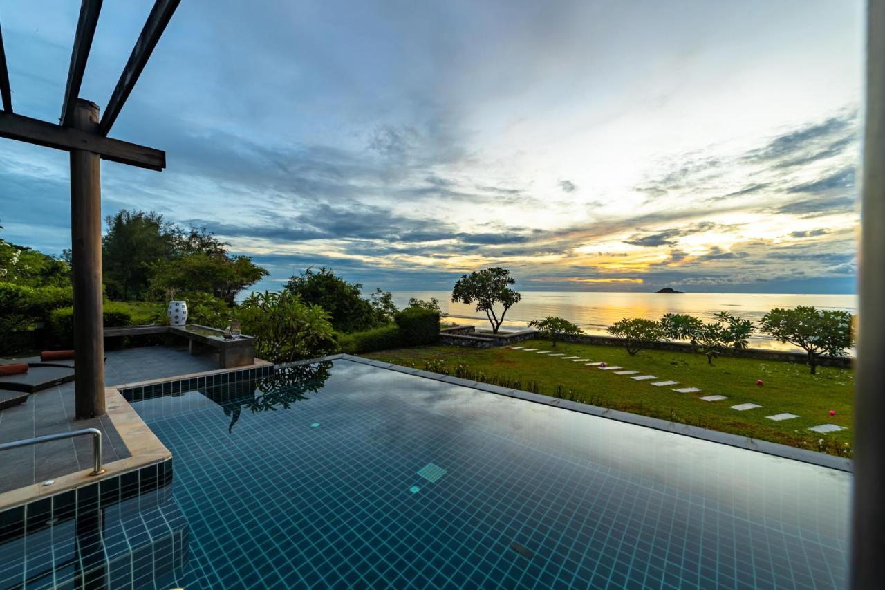 Beachfront Modern 4 Bedroom Pool Villa - Rv HHQ Exterior foto